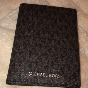 Michael Kors card holder